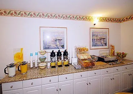 Scottish Fairway Inn 