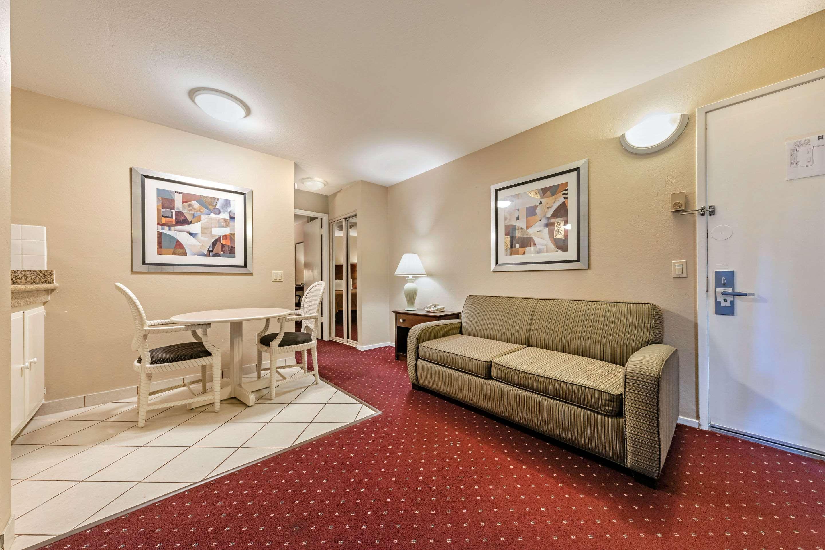 Scottish Fairway Hotel Monterrey